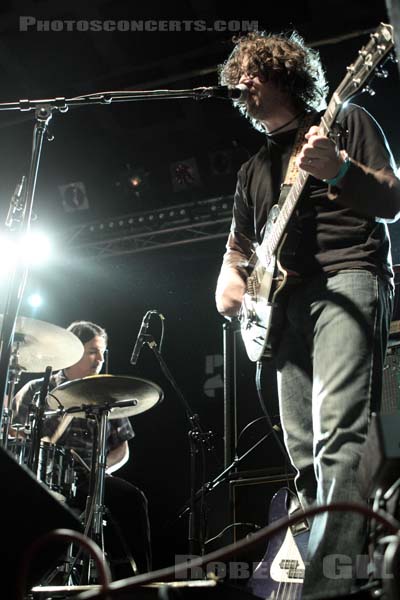 LOU BARLOW - 2010-02-03 - PARIS - Point Ephemere - 